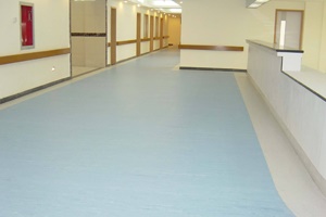 【正海新知】實(shí)驗(yàn)室建設(shè)中PVC地面施工工藝介紹